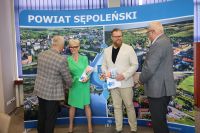 Uroczyste podpisanie umowy