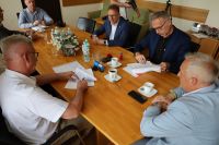 Uroczyste podpisanie umowy