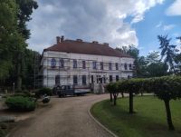 Prace konserwatorsko-restauratorskie w budynku DPS w Suchorączku