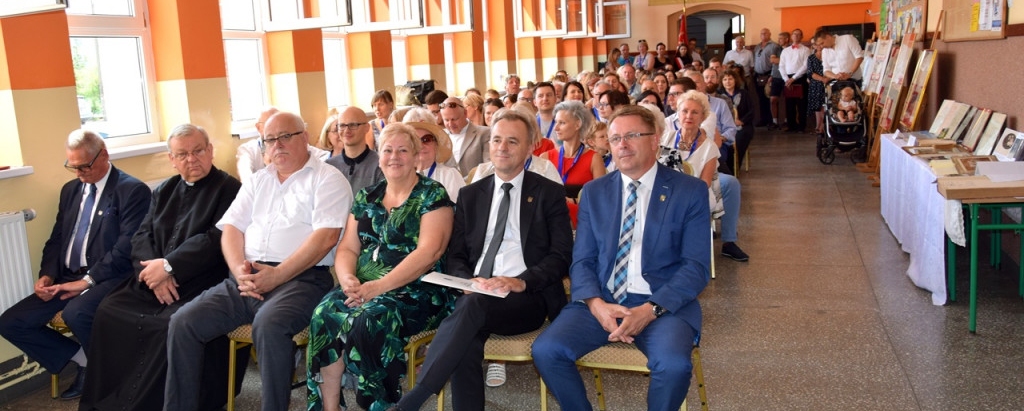Odsłonięcie tablicy pamiątkowej poświęconej Pawłowi Kalinowskiemu