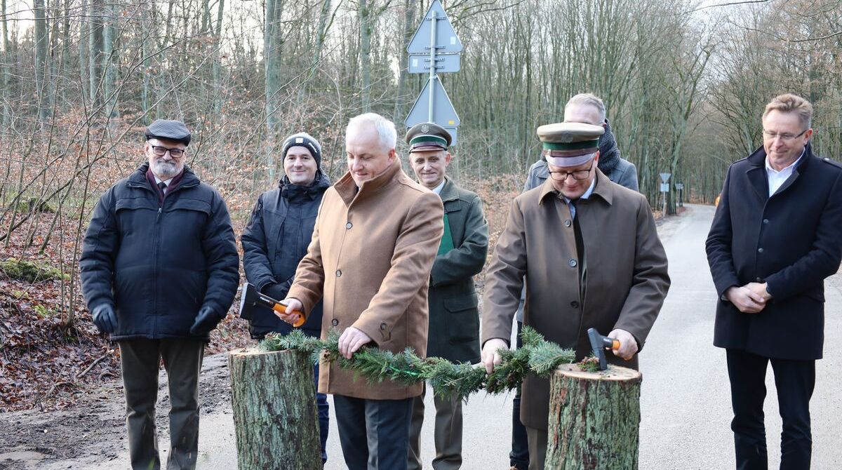 Uroczyste otwarcie wyremontowanych odcinków dróg powiatowych