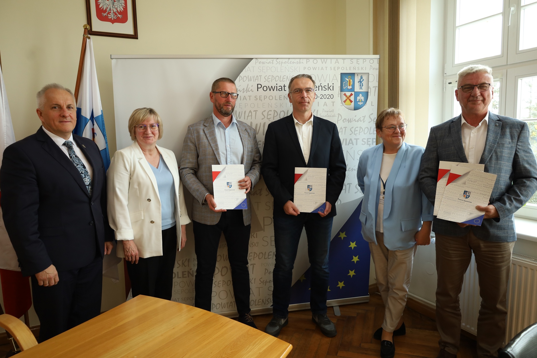 Podpisanie umowy na remont odcinków Drogi Powiatowej relacji [Lipka]-gr woj.-Sępólno Krajeńskie
