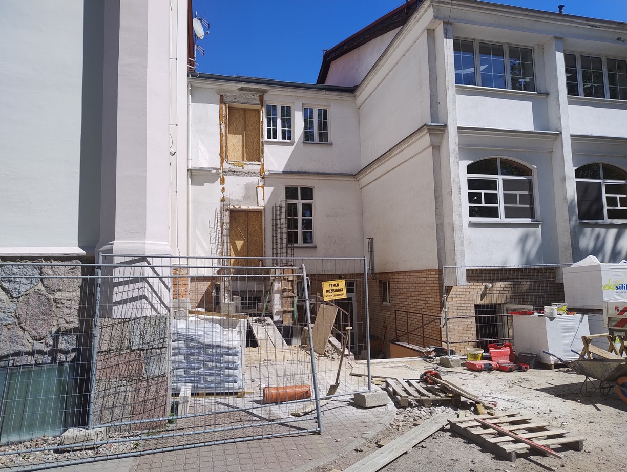 Modernizacja windy w Domu Pomocy Społecznej