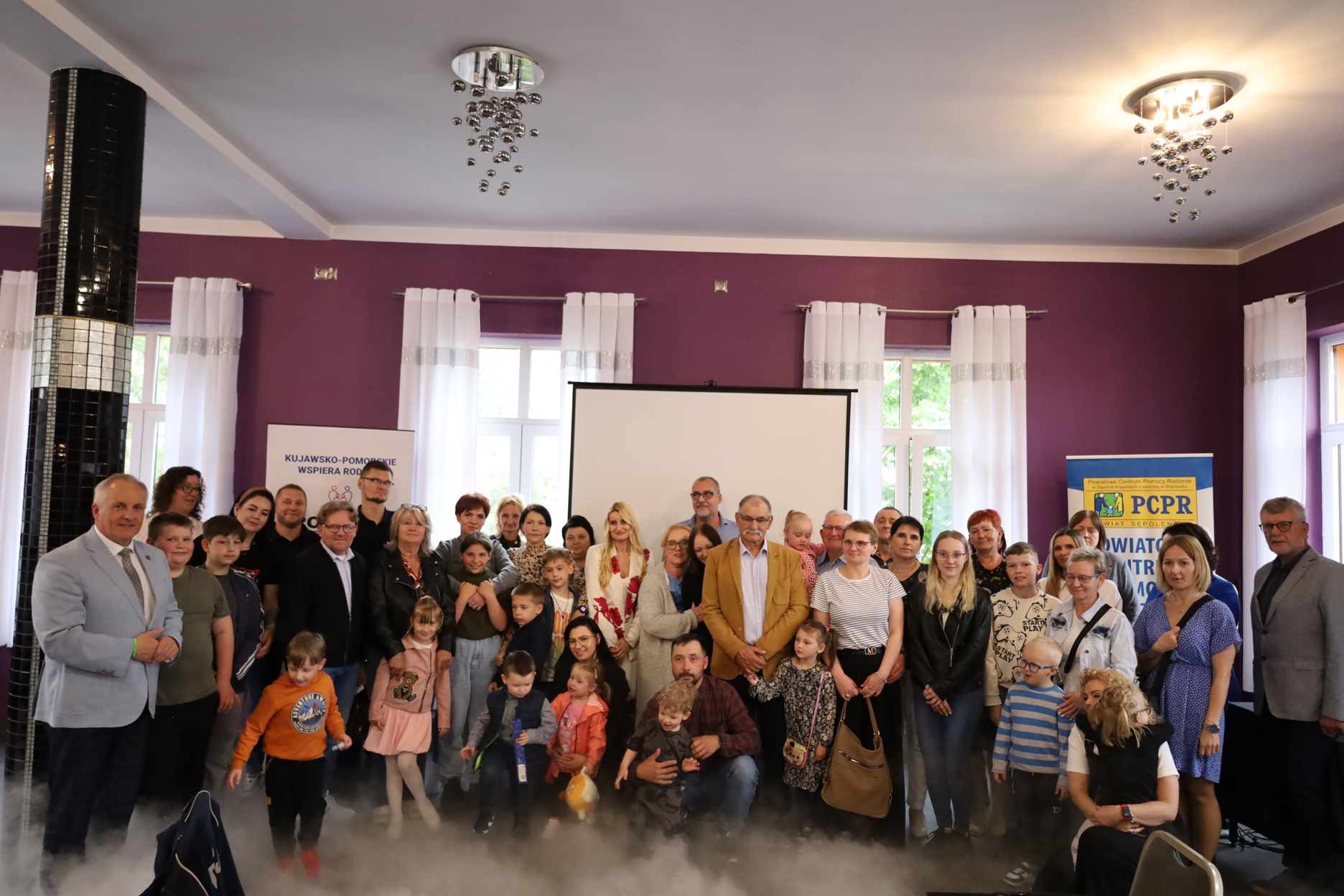 Spotkanie świadomościowe na rzecz rozwoju rodzinnych form pieczy zastępczej w Sępólnie Krajeńskim