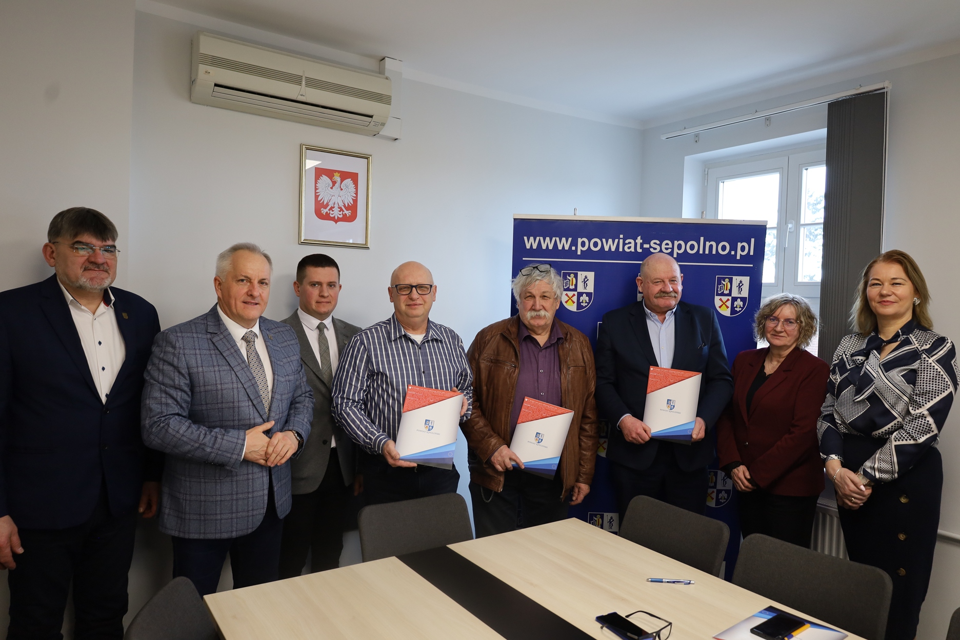 Podpisanie umów ze Spółkami Wodnymi