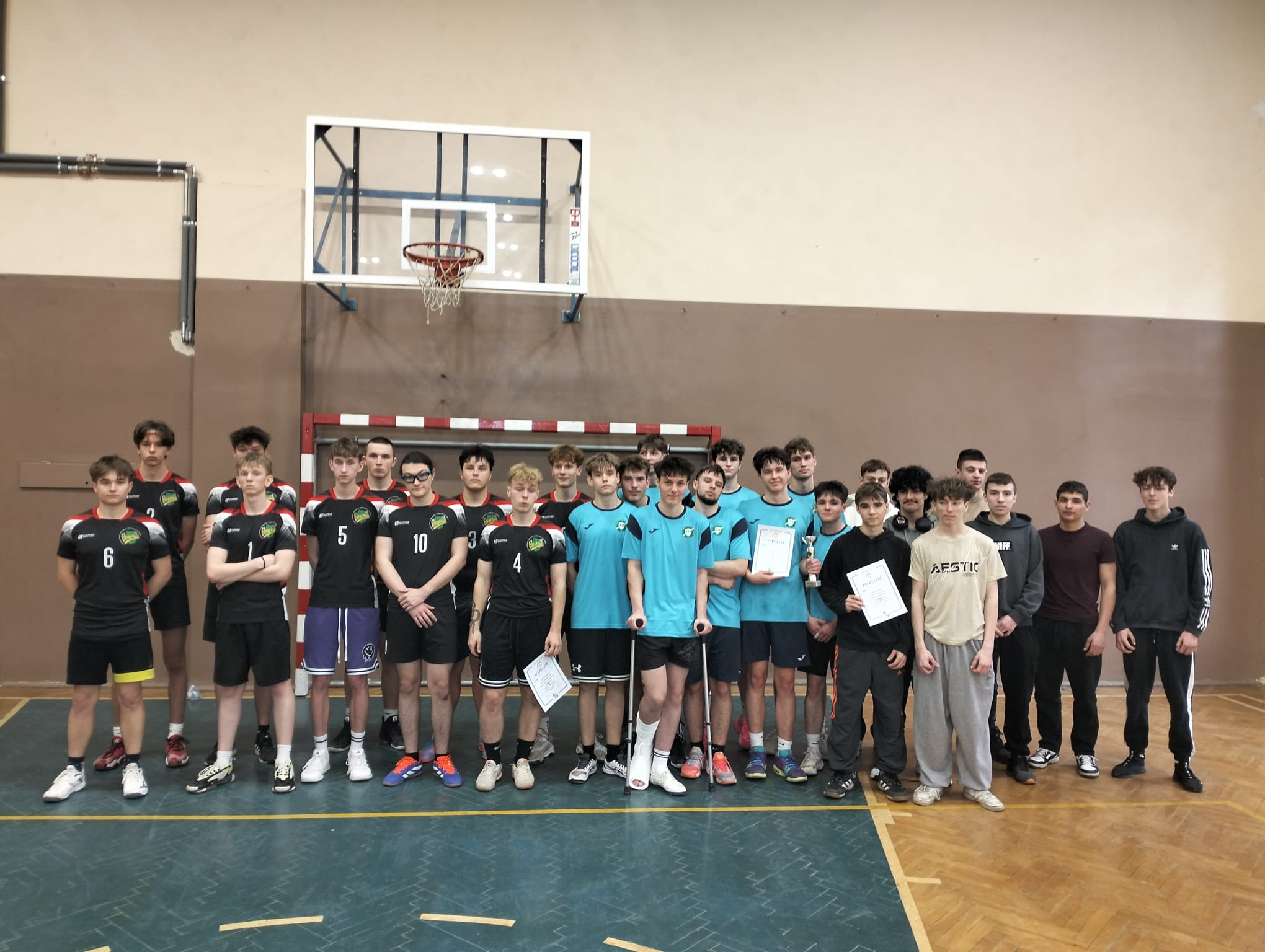 Powiatowa „Licealiada” w koszykówkę chłopców.